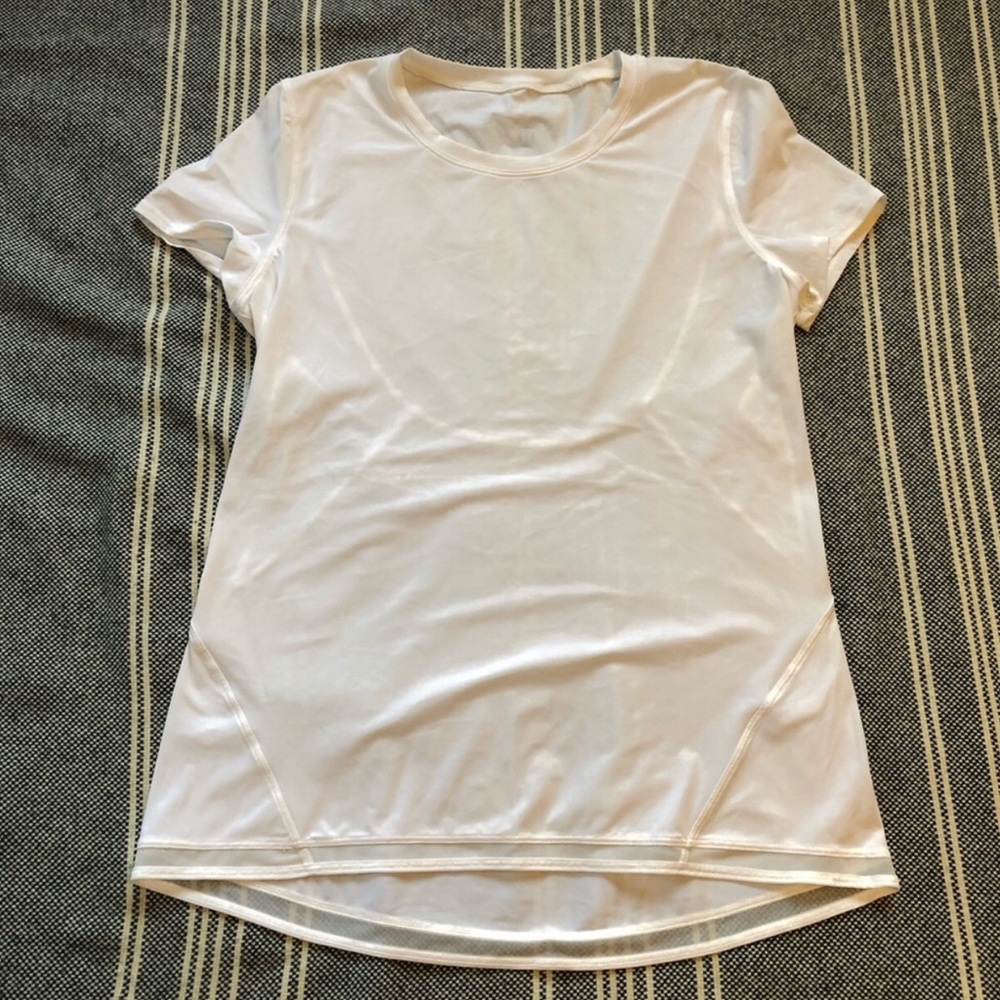 lululemon short sleeve white tee sz 6